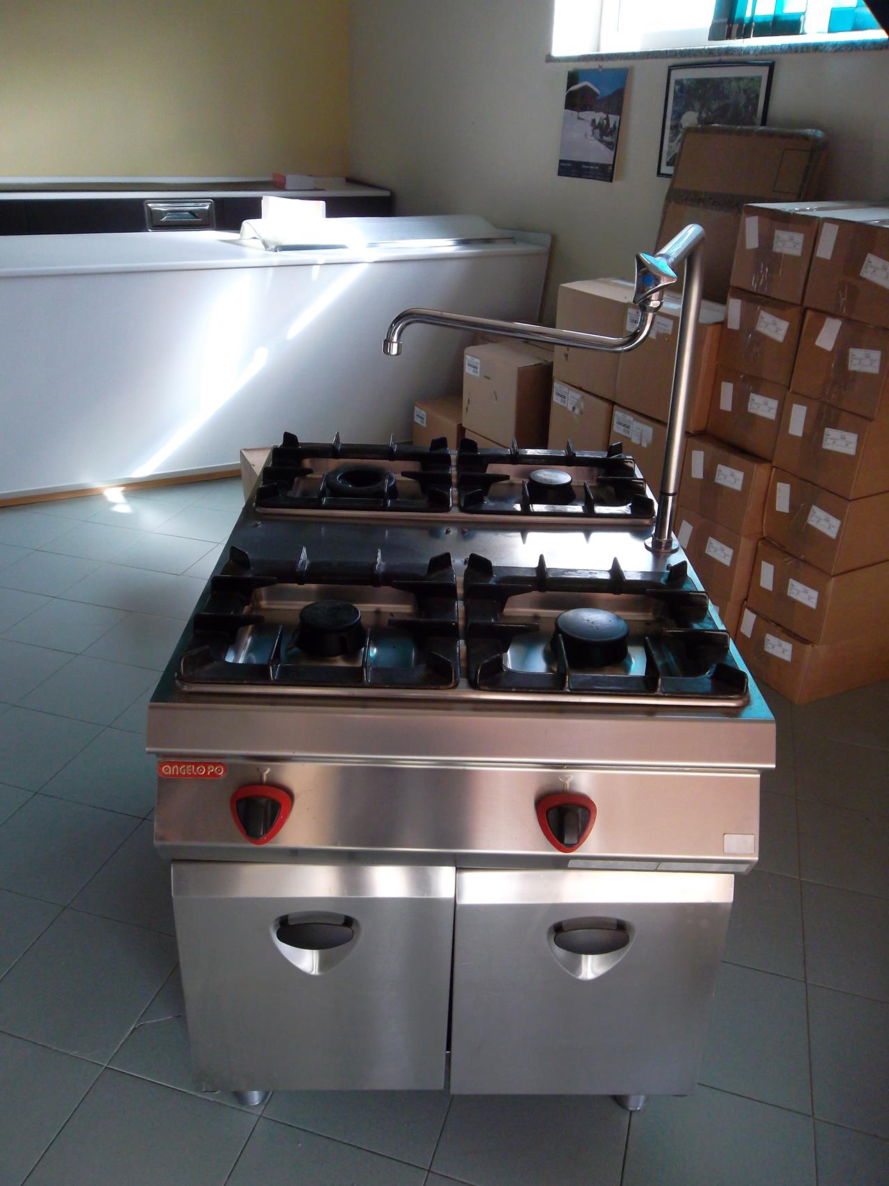 Cucine mobili per sagre usate: noleggio e allestimento tavoli ...